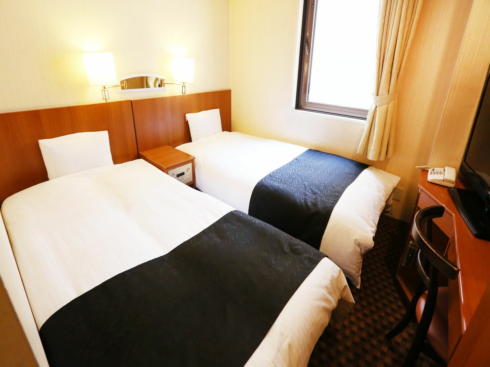 Apa Hotel Sapporo Odori Ekimae Nishi Екстер'єр фото